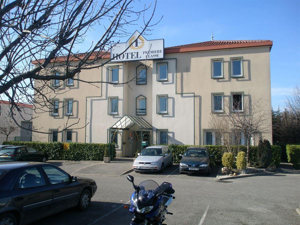 Hotel F1 Lyon Genay Massieux Exterior foto
