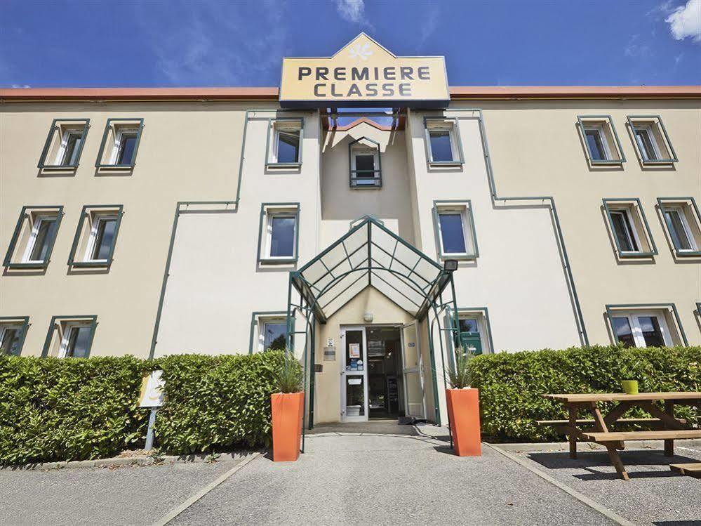 Hotel F1 Lyon Genay Massieux Exterior foto